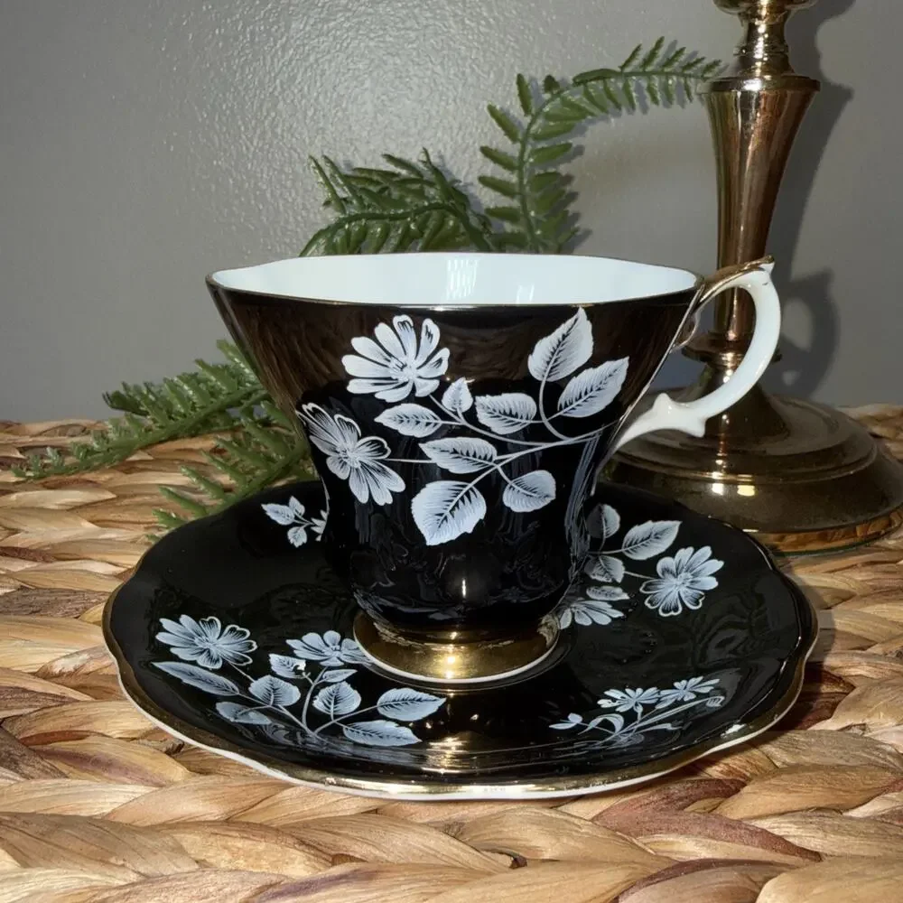 Vtg Royal Albert Black White Gold Bone China Tea Cup Saucer Set England Floral